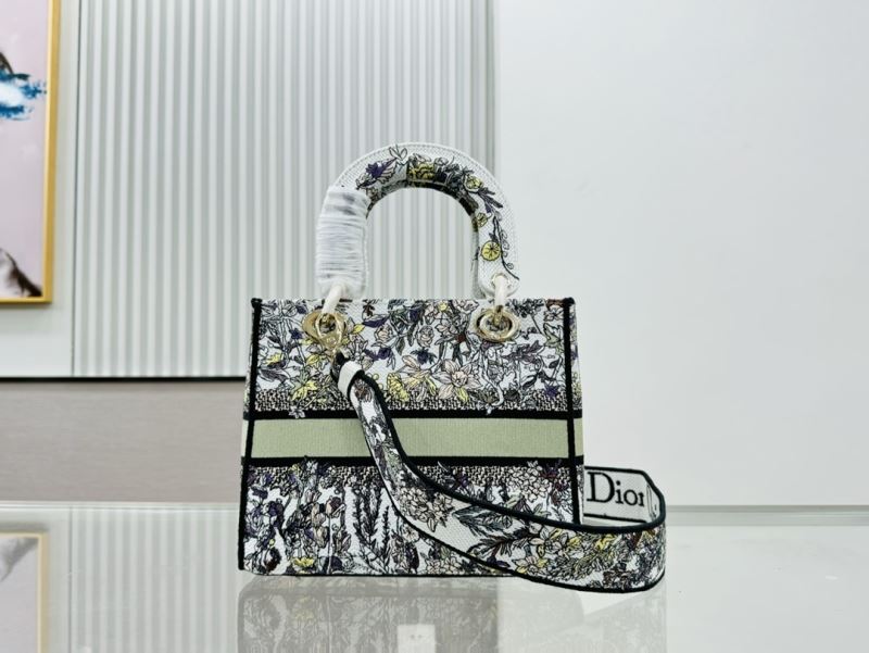 Christian Dior Shopping Bags